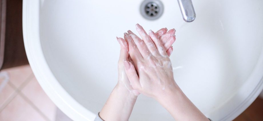 Dyspenser mydła - realna oszczędność dla firm